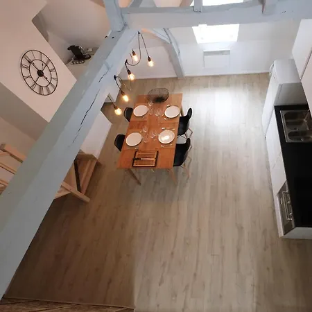 Standing Vieux Apartment
