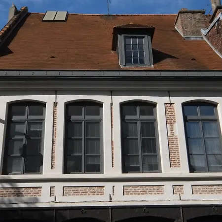 Standing Vieux Apartment *